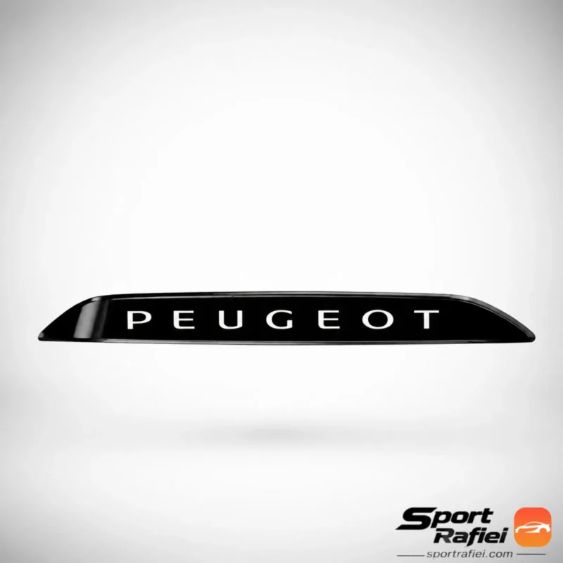 وردپلیت شیشه عقب 206 و 207 هایگلس مشکی براق با حروف برجسته کرومی طرح PEUGEOT نصب شده روی ماشین